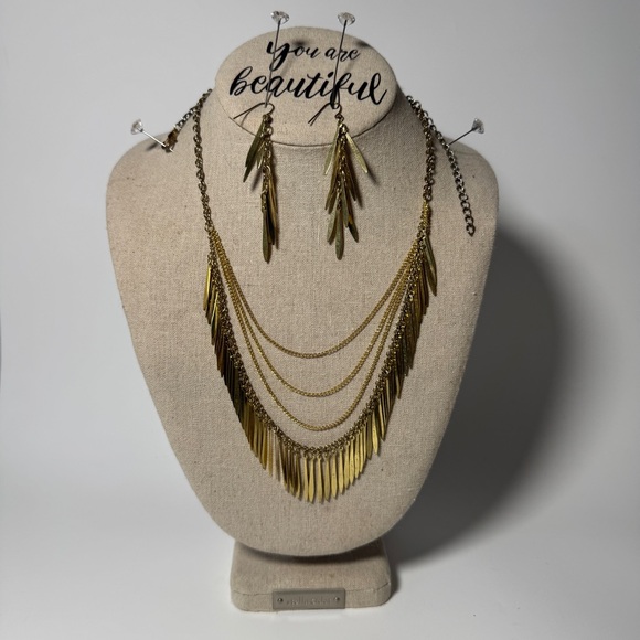 Jewelry - Elegant Gold Feather Necklace and Earring Set 36"